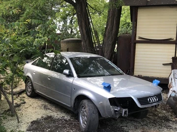 Авто Audi A6 2000 № 8825365