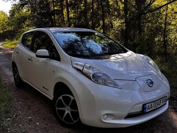 Авто Nissan Leaf 2014 № 8825410