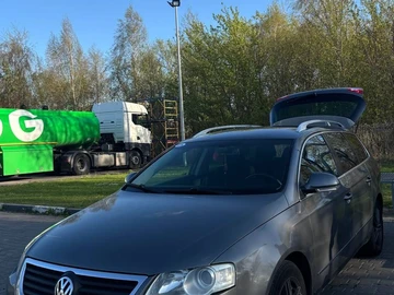 Авто Volkswagen Passat Hatchback 2008 № 8825419