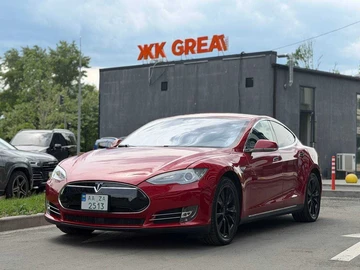 Авто Tesla Model S 2015 № 8825510