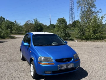 Авто Chevrolet Aveo 2005 № 8825819