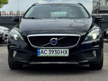 Авто Volvo V40 Kombi 2013 № 8825856