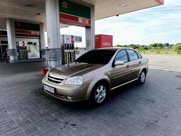 Авто Chevrolet Lacetti 2004 № 8825939