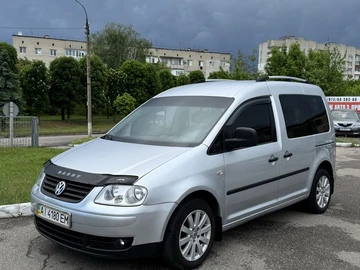 Авто Volkswagen Caddy 2010 № 8825951