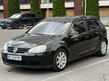 Авто Volkswagen Golf 2005 № 8826085