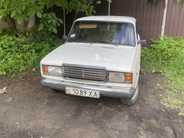 Авто ВАЗ 2107 1985 № 8826151