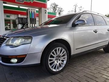 Авто Volkswagen Passat Variant 2005 № 8826174