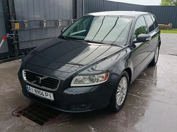 Авто Volvo V50 2009 № 8826303