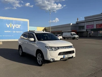 Авто Mitsubishi Outlander 2013 № 8826513