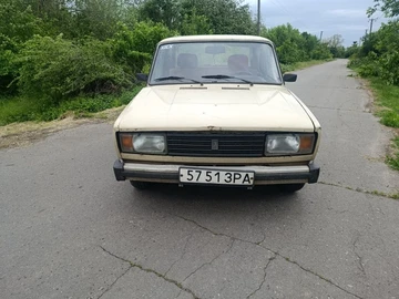Авто ВАЗ 2105 1988 № 8826523