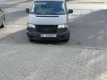 Авто Volkswagen Transporter 2000 № 8826810