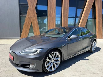 Авто Tesla Model X 2019 № 8826882