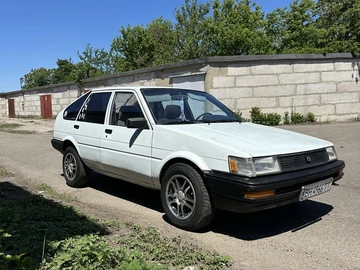 Авто Toyota Corolla 1986 № 8827052