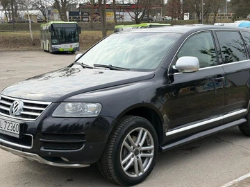 Авто Volkswagen Touareg 2006 № 8827100
