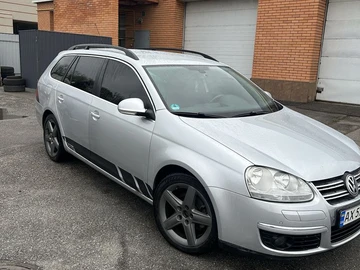 Авто Volkswagen Golf 2009 № 8827110