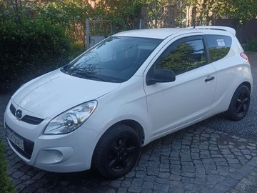 Авто Hyundai I20 2009 № 8827239