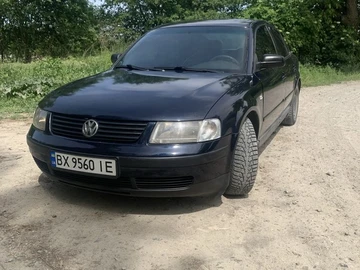 Авто Volkswagen Passat Sedan 1996 № 8827387