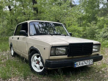 Авто ВАЗ 2107 1996 № 8827417