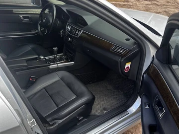 Авто Mercedes E Серия 2011 № 8827421