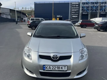 Авто Toyota Auris 2007 № 8827456