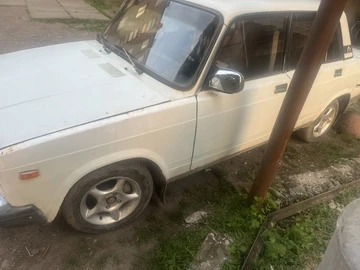 Авто ВАЗ 2107 1990 № 8827483