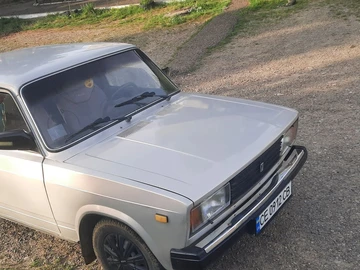 Авто ВАЗ 2105 1987 № 8827599