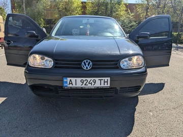 Авто Volkswagen Golf 2002 № 8827609