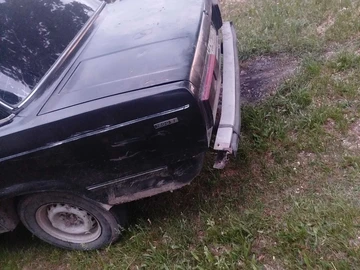 Авто ВАЗ 2105 1995 № 8827753