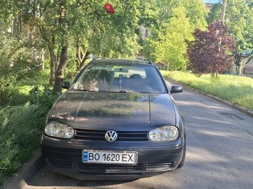 Авто Volkswagen Golf 2002 № 8827777