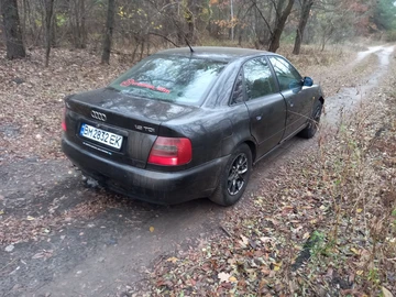 Авто Audi A4 1997 № 8827844