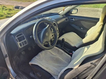 Авто Toyota Avensis 2001 № 8827880