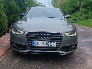 Авто Audi A4 2013 № 8827901
