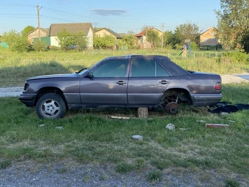 Авто Mercedes W124 1995 № 8827946