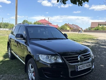 Авто Volkswagen Touareg 2009 № 8828056