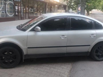 Авто Volkswagen Passat Sedan 2001 № 8828153
