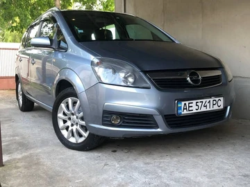 Авто Opel Zafira 2005 № 8828215