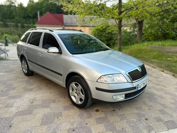Авто Skoda Octavia 2005 № 8828288