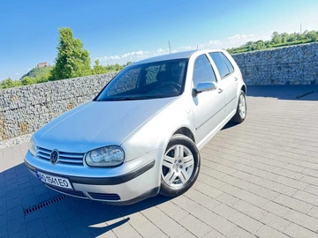Авто Volkswagen Golf 2001 № 8828351