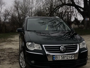 Авто Volkswagen Touran 2007 № 8828446