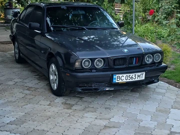 Авто BMW 5 Серия 1989 № 8828505