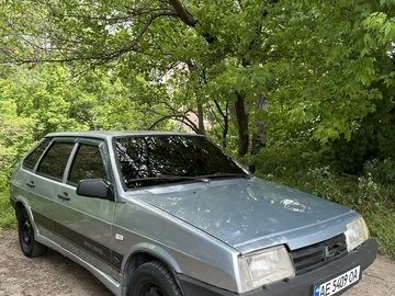 Авто ВАЗ 2109 1998 № 8828533