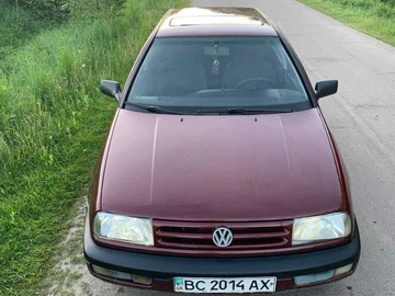 Авто Volkswagen Vento 1994 № 8828595