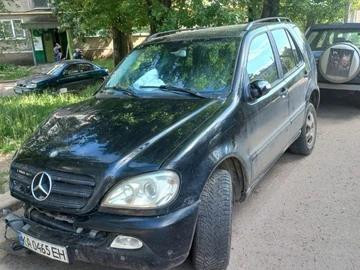 Авто Mercedes Ml Серия 2005 № 8828606
