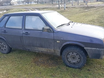 Авто ВАЗ 21099 1999 № 8828665