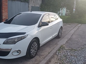 Авто Renault 4 2010 № 8828717