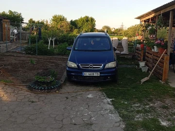 Авто Opel Zafira 2005 № 8828721