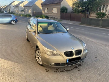 Авто BMW 5 Серия 2004 № 8828799