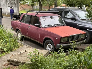 Авто ВАЗ 2107 1995 № 8828812