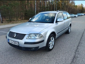 Авто Volkswagen Passat Variant 2003 № 8828833