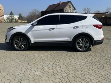 Авто Hyundai Santa Fe 2013 № 8829062